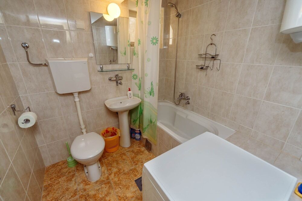 Петровац: Apartments LIDO Petrovac