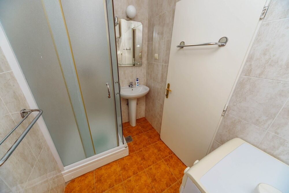 Петровац: Apartments LIDO Petrovac