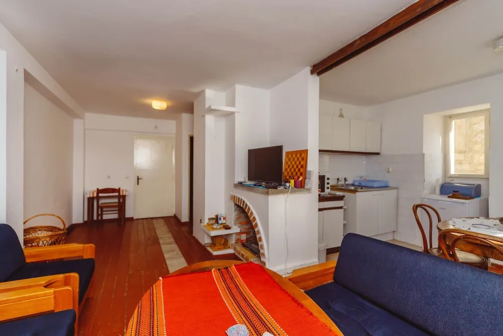 Петровац: Apartments LIDO Petrovac