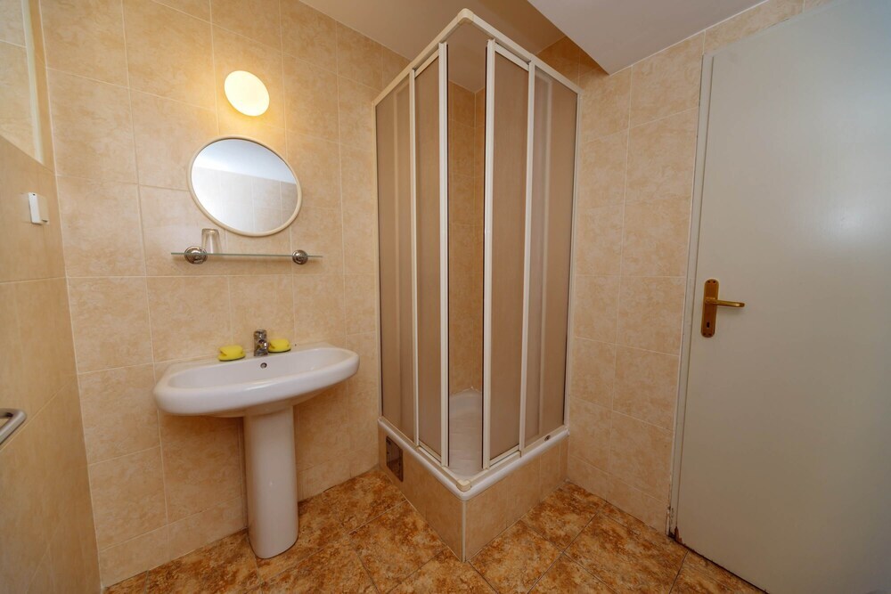 Петровац: Apartments LIDO Petrovac