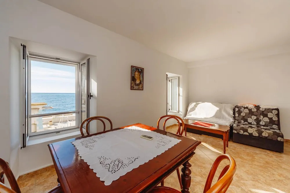 Петровац: Apartments LIDO Petrovac