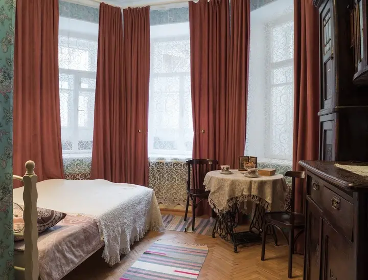 Москва: Hotel-museum Epoch