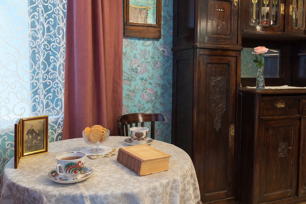 Москва: Hotel-museum Epoch