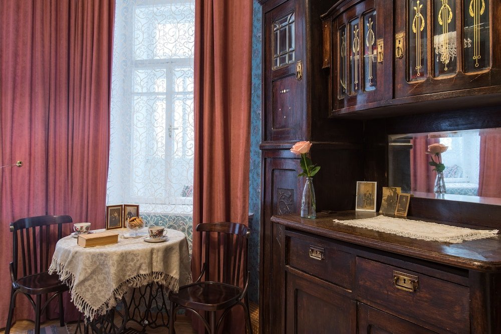 Москва: Hotel-museum Epoch