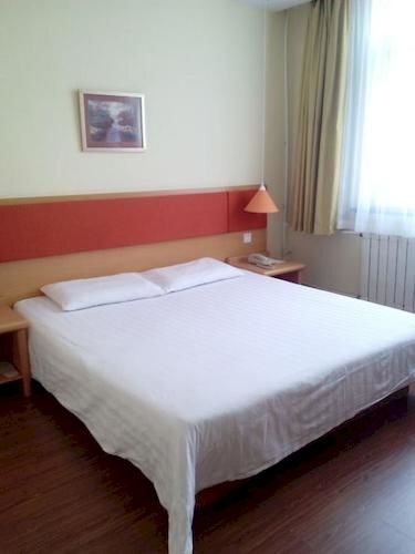Хух-Хото: Home Inn Shiyangqiao