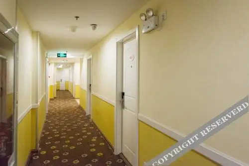 Жичжао: Home Inn Rizhao Coach Station North Rizhao Road