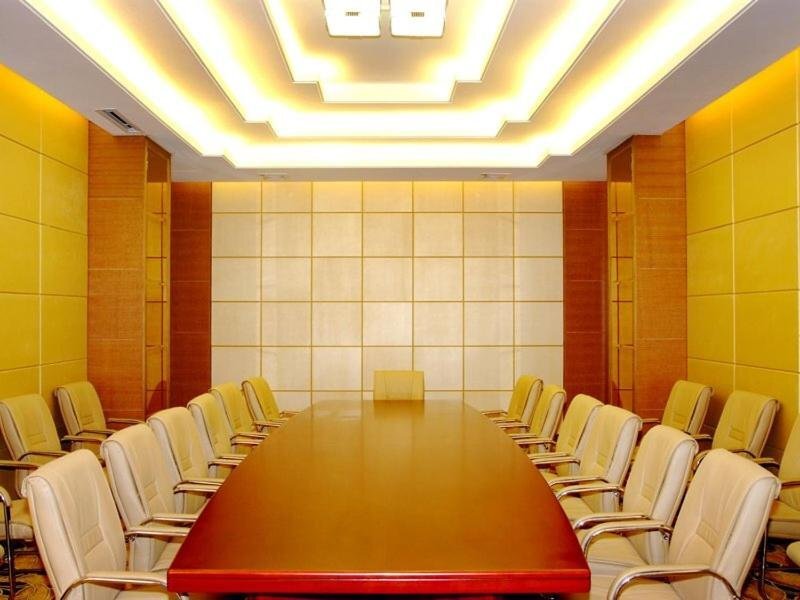 Сянфань: Jin Li Cheng Business Hotel
