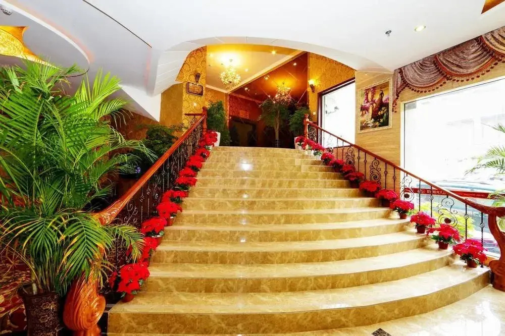 Сичан: Century Sunshine Hotel
