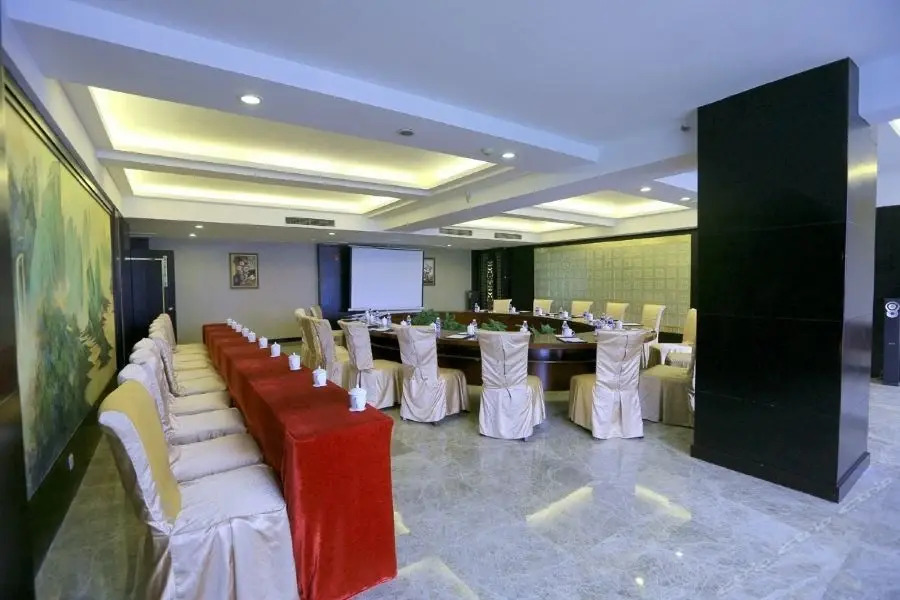 Чунцин: Bishan Hushang Hotel
