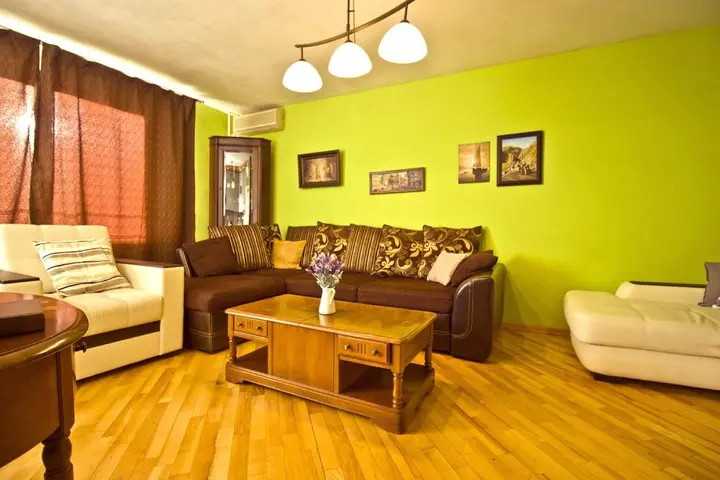Москва: Lakshmi Apartment Belorusskaya