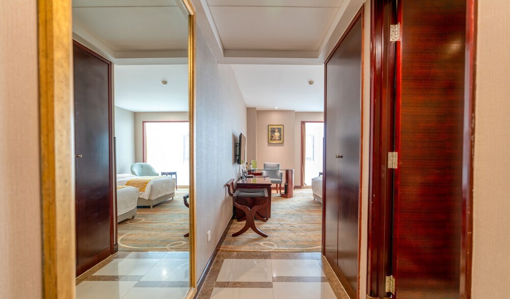 Яньтай: Yantai Meiya International Apt. Hotel