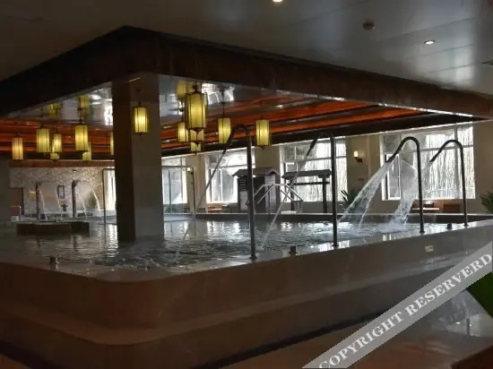 Хуайань: Meicheng Swan Lake Resort Hot Spring