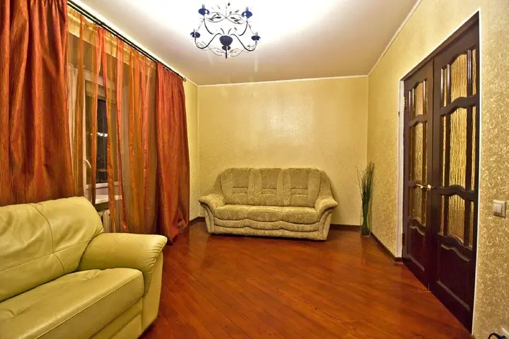 Москва: Lakshmi Apartment Bronnaya