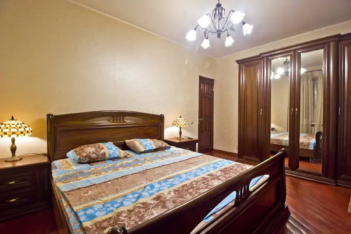 Москва: Lakshmi Apartment Bronnaya