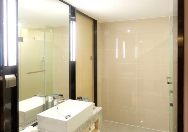 Янгиианг: Echarm Hotel Yangjiang Baili Plaza Branch
