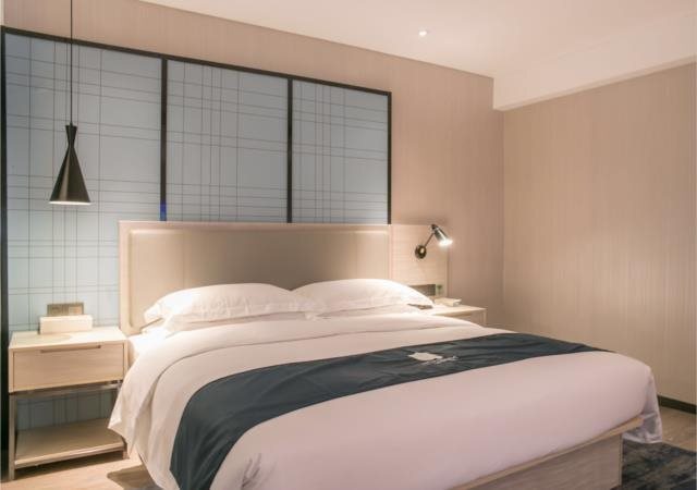 Янгиианг: Echarm Hotel Yangjiang Baili Plaza Branch