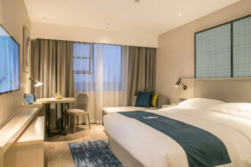 Янгиианг: Echarm Hotel Yangjiang Baili Plaza Branch
