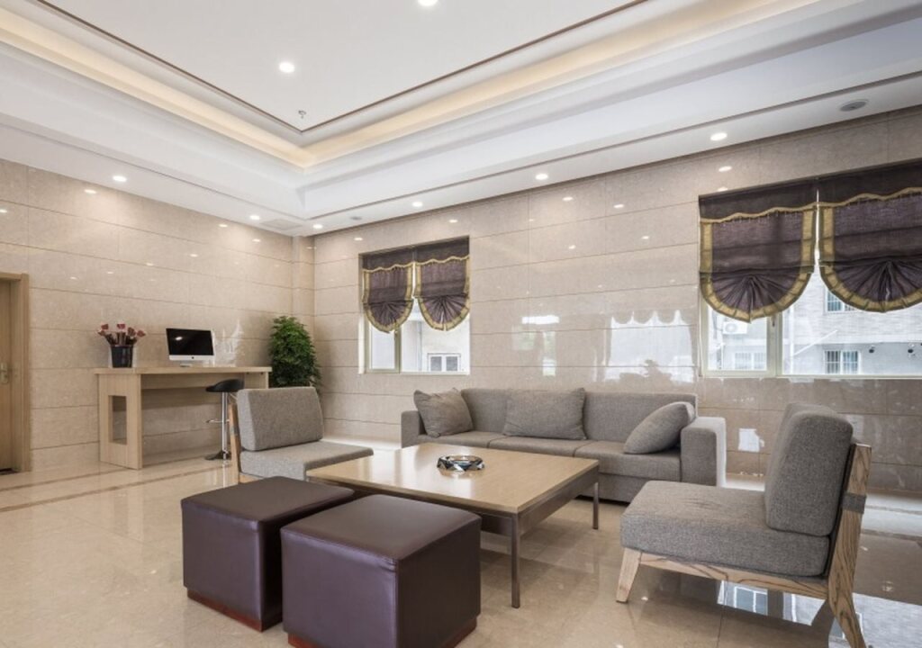 Чанчжоу: GreenTree Inn Changzhou Zhongwu Avenue Jiangsu University of Techonology Express Hotel