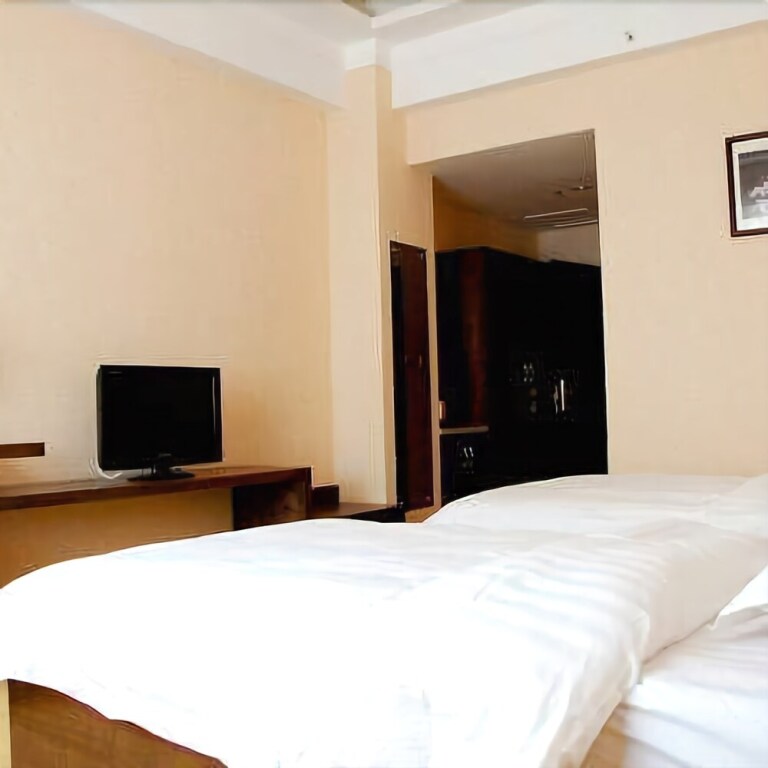 Шангри-Ла: Yading Yizhan Hotel