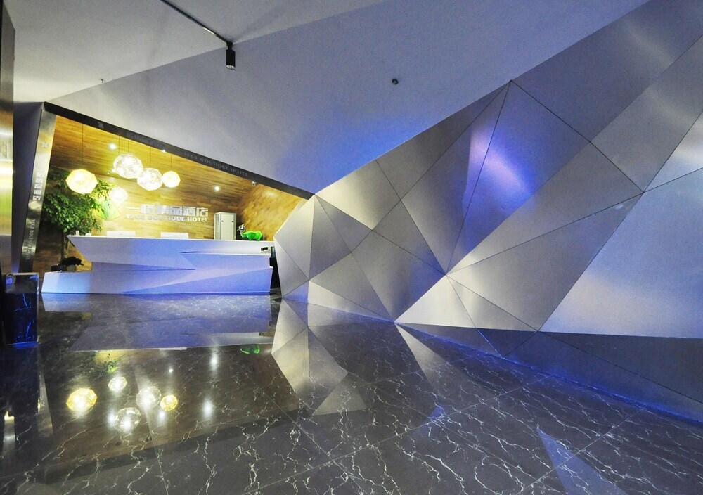 Синъи: Jiudianxiu Hotel