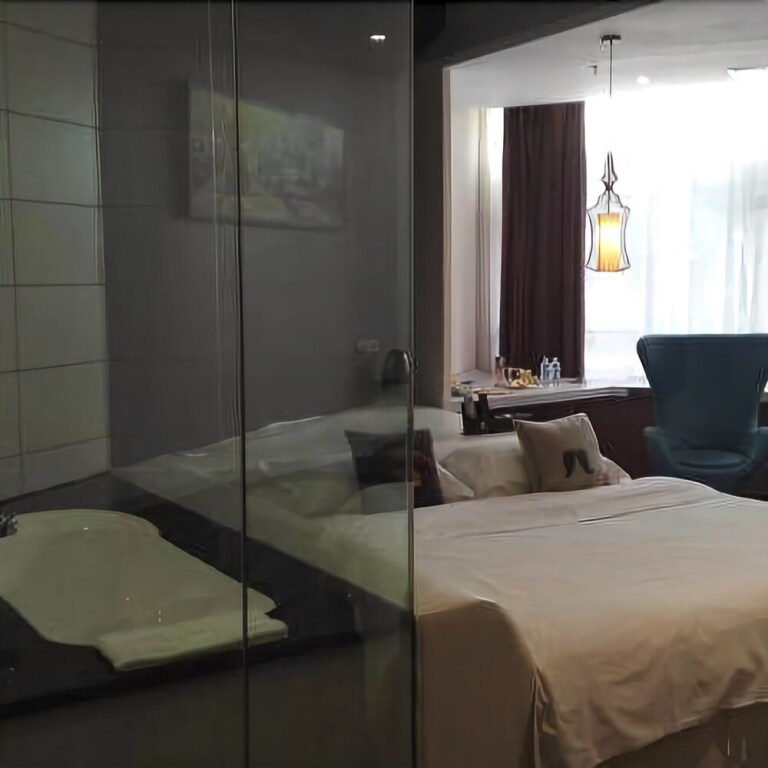 Синъи: Jiudianxiu Hotel