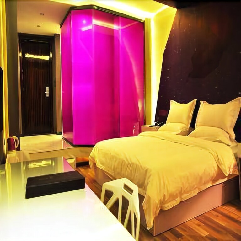 Синъи: Jiudianxiu Hotel