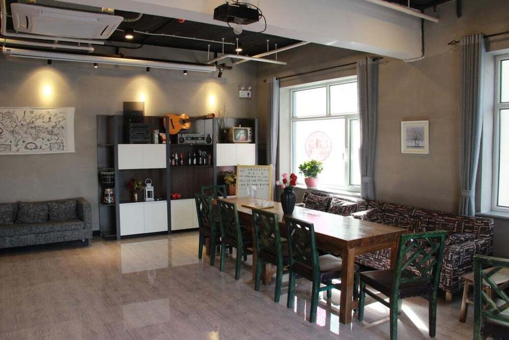Хух-Хото: Lemongo Youth Hostel