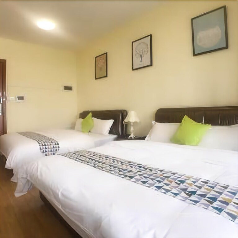 carousel image 3