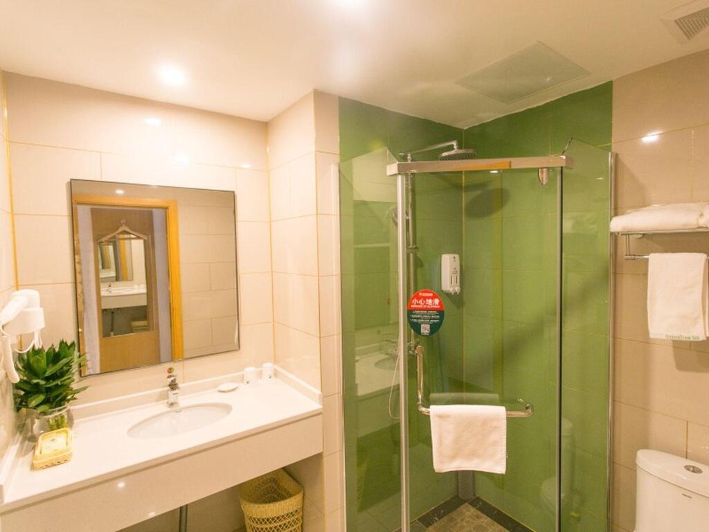 Сучжоу: GreenTree Inn Suzhou Tai Lake Xukou Town Government Express Hotel