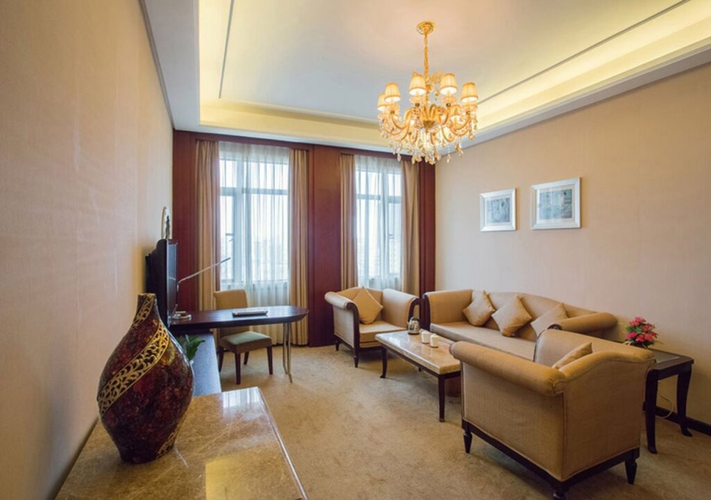 Шаньвэй: Vienna Hotel Lufeng People Road