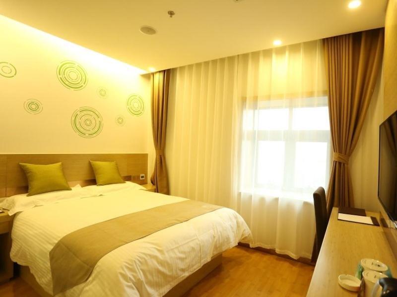 Лянфан: GreenTree Inn Hebei Langfang Sanhe District Fudi square Express Hotel