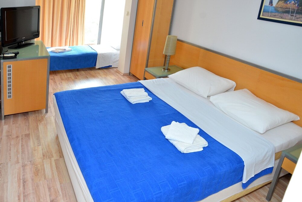 Бульярица: Hotel Savojo