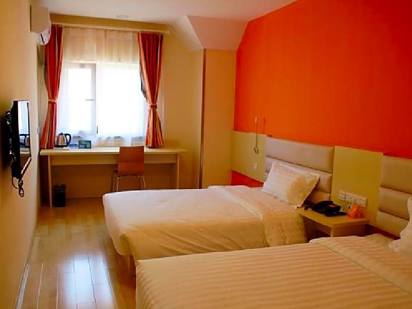 Жичжао: 7 Days Inn Rizhao Bus Station Fuhai Road Branch