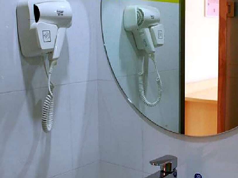 Жичжао: 7 Days Inn Rizhao Bus Station Fuhai Road Branch