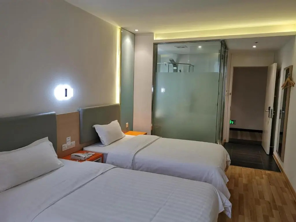 Луань: 7days Inn Luan Wanda Plaza Branch