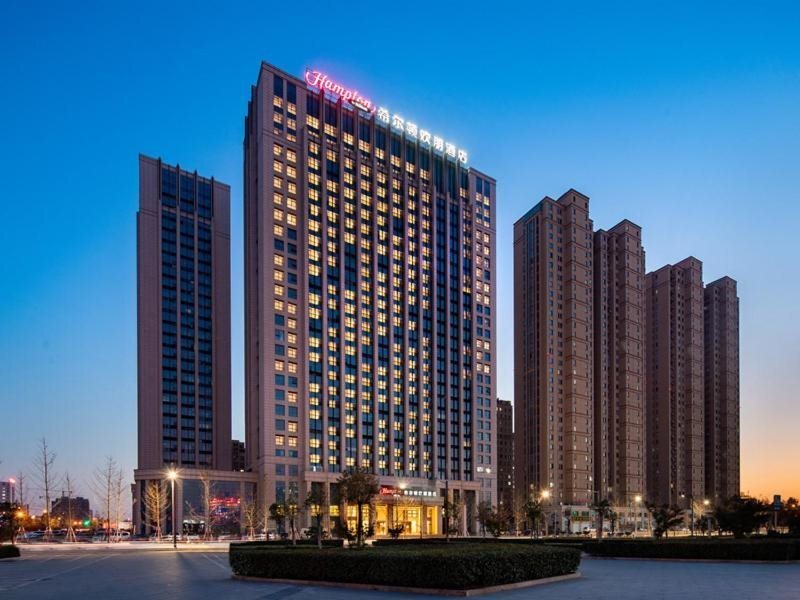 Ляньюньган: Hampton by Hilton Lianyungang Donghai Shuijingcheng
