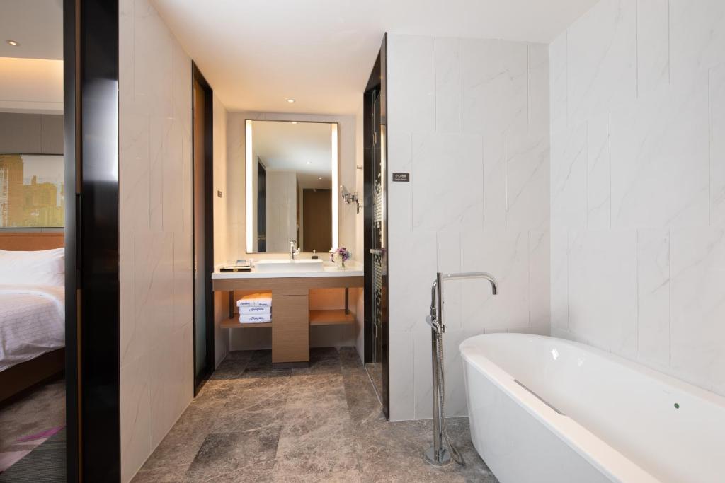 Уси: Hampton by Hilton Yixing Renmin Middle Road