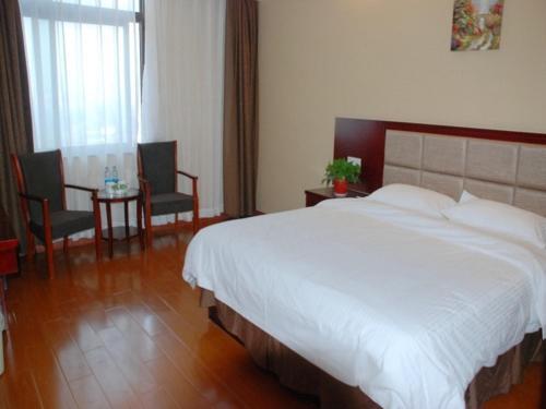 Фуян: GreenTree Inn AnHui Fuyang City Jieshou Railway Station Xinyang East Road Business Hotel