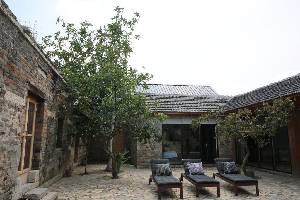 Цзинин: Taian Xiangshe Artistic Hotel