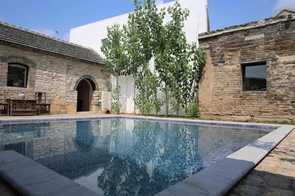 Цзинин: Taian Xiangshe Artistic Hotel
