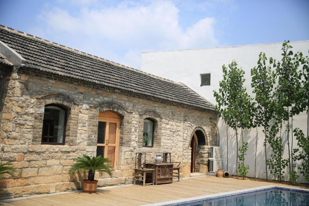 Цзинин: Taian Xiangshe Artistic Hotel