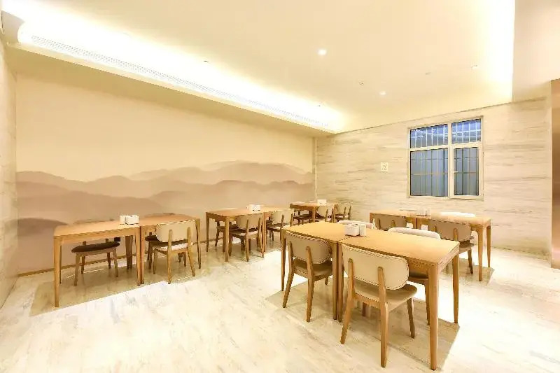 Таншань: Ji Hotel Tangshan Wanda Plaza