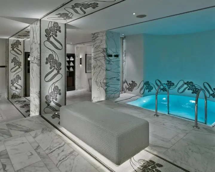 Москва: Гостиница Four Seasons Hotel Moscow