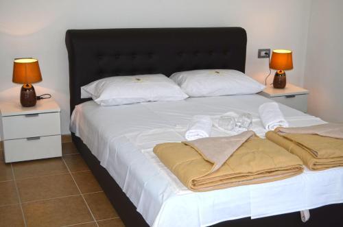 Ульцинь: Apartments Sirena