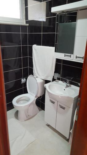 Ульцинь: Apartments Sirena