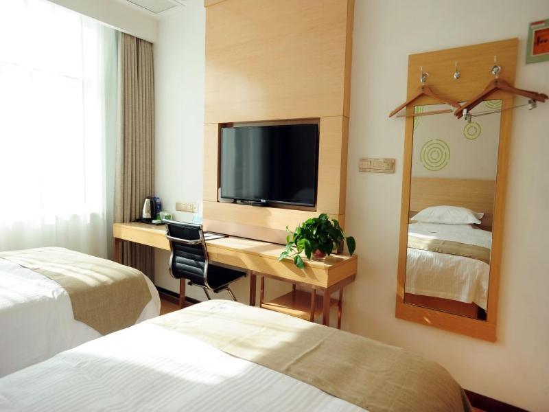 GreenTree Inn Baoding Qingyuan District Jianshe North Road Express Hotel — фото 1