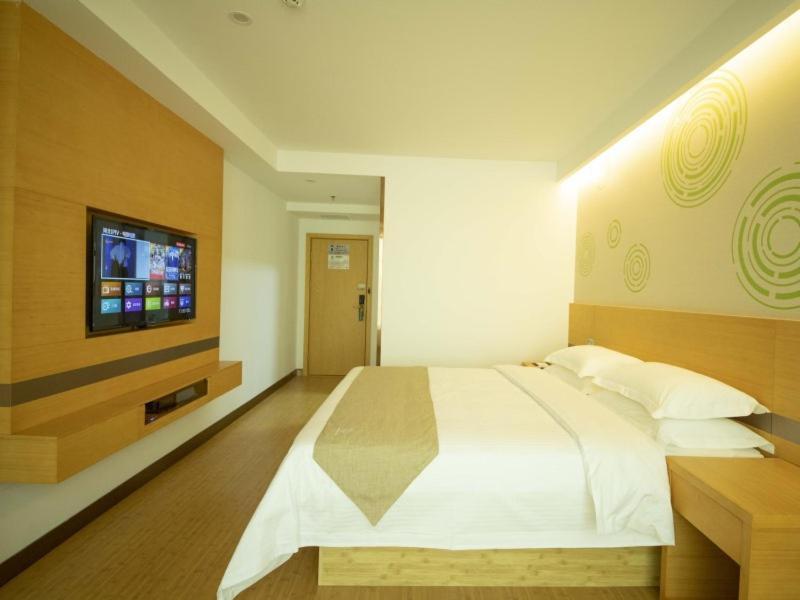 Хандань: GreenTree Inn Handan City Wu'an City Plaza Business Hotel