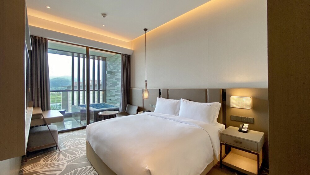 Чжэньцзян: Holiday Inn Resort Maoshan Hot-Spring