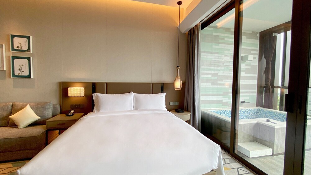 Чжэньцзян: Holiday Inn Resort Maoshan Hot-Spring