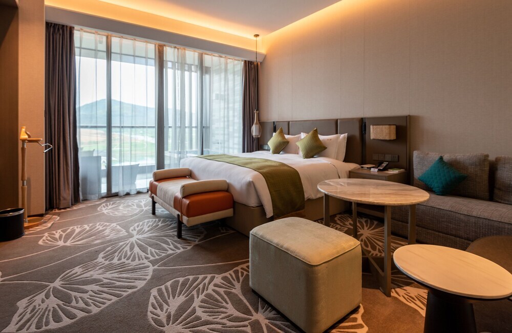 Чжэньцзян: Holiday Inn Resort Maoshan Hot-Spring